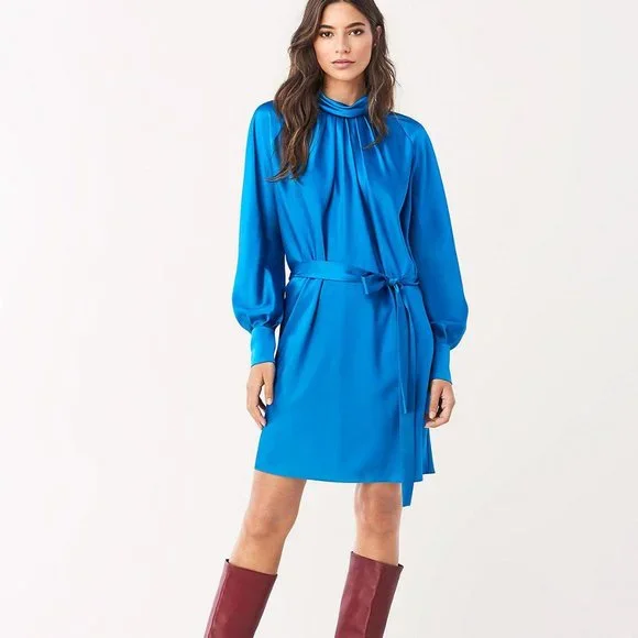 green emerald velvet dress Carrie Silk Dress – Diane von Furstenberg main image 1
